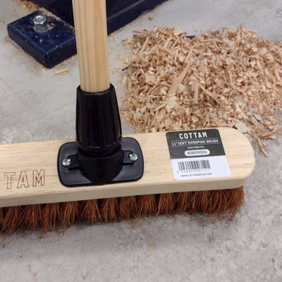 Brushes - Brooms - Mops